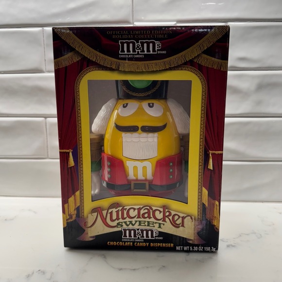 M&M's Nutcracker Sweet‎ Candy Dispenser Limited Edition Holiday Collectible Rare - Picture 1 of 6